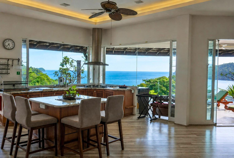 Food & Drinks 5, Luxury Villa, Langkawi