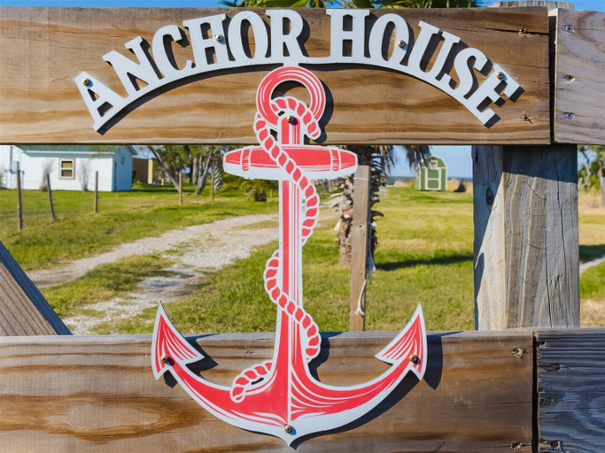 Exterior & Views 2, Anchor House by Miss Kitty’s, Aransas