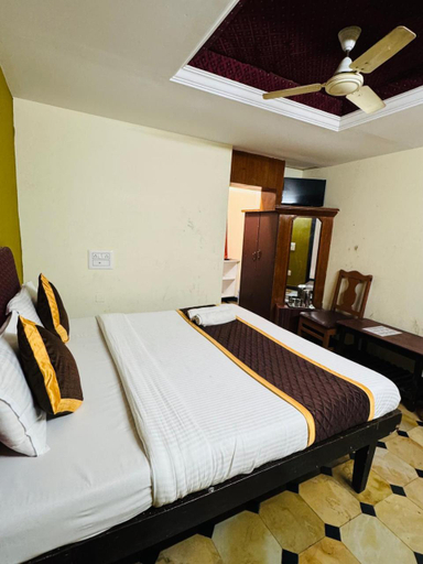 Bedroom 3, Hotel Caveri Comfort, Kodagu