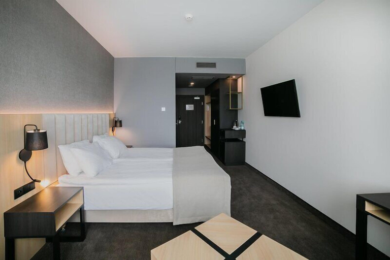 Bedroom 3, B&B HOTEL Warsaw East, Warsaw