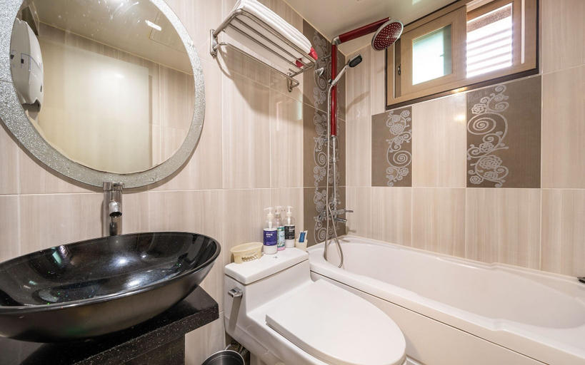 Bathroom 5, Wangsipri Sweet, Seongdong