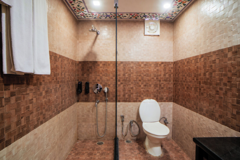 Bathroom, Chokhi Dhani Desert Camp, Jaisalmer