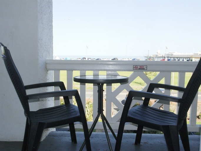 Others 5, Sefton Lodge, Torbay