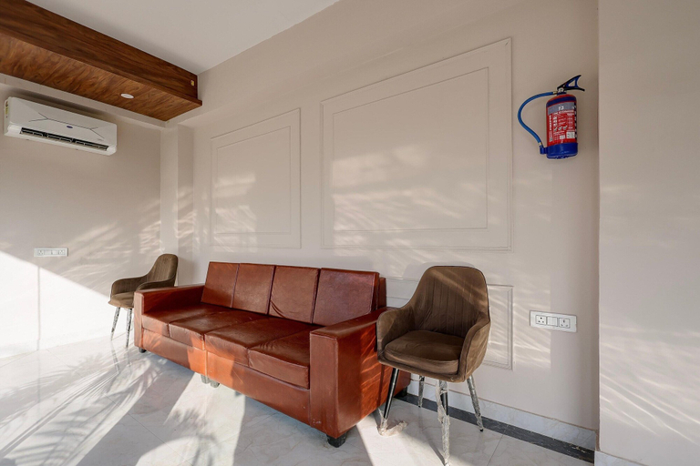 Living area, Deluxe With Balcony Haldwani inn 2.0, Nainital
