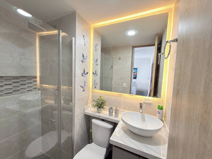 Bathroom 2, Exclusive 3 Bedroom Apartment - Sunset 47, Cartagena de Indias