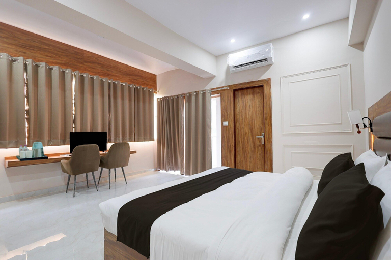Room 5, Deluxe With Balcony Haldwani inn 2.0, Nainital