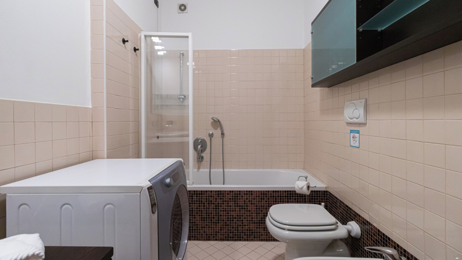 Bathroom 2, Italianway - Ceroni 10, Milano
