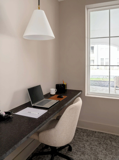 Business center, Landing Beautiful 1bd, Gym, Clubhouse, Charlotte