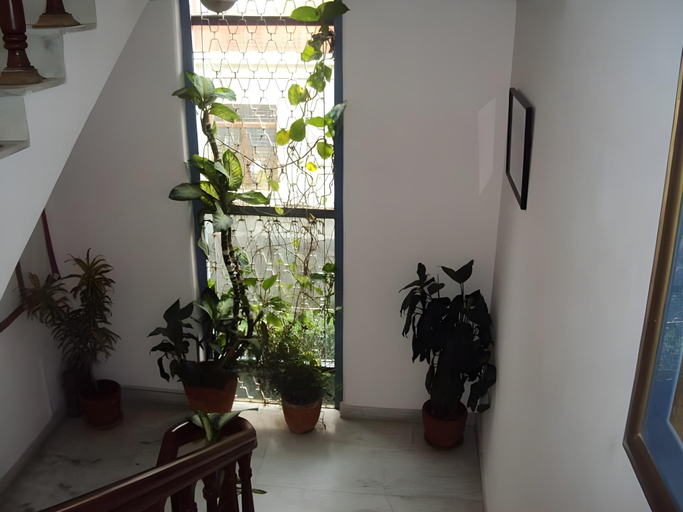 Others 4, The Sacred Valley Inn, Gandaki