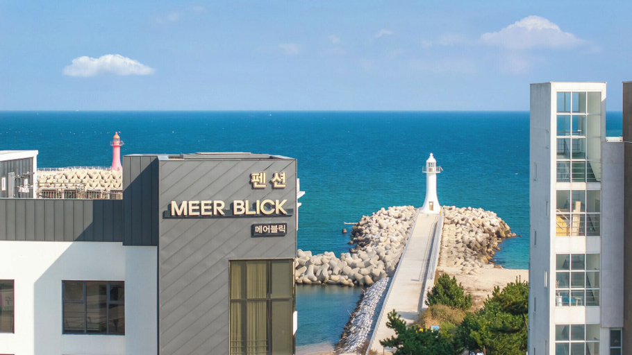 Exterior & Views 2, Gangneung Meerbrick Spa Pension, Gangneung