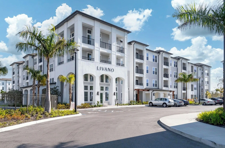 Exterior, Landing Beautiful 1bd, Gym, Clubhouse, Charlotte