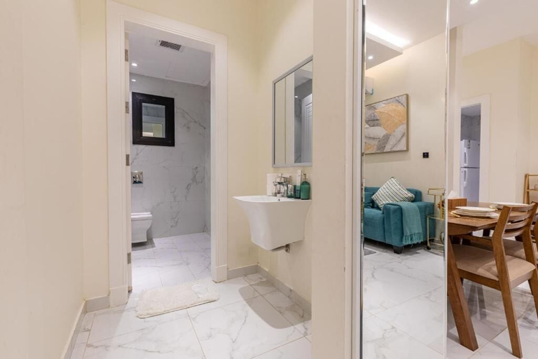 Bathroom 2, Amber Hospitality - Al Qairawan, Riyadh