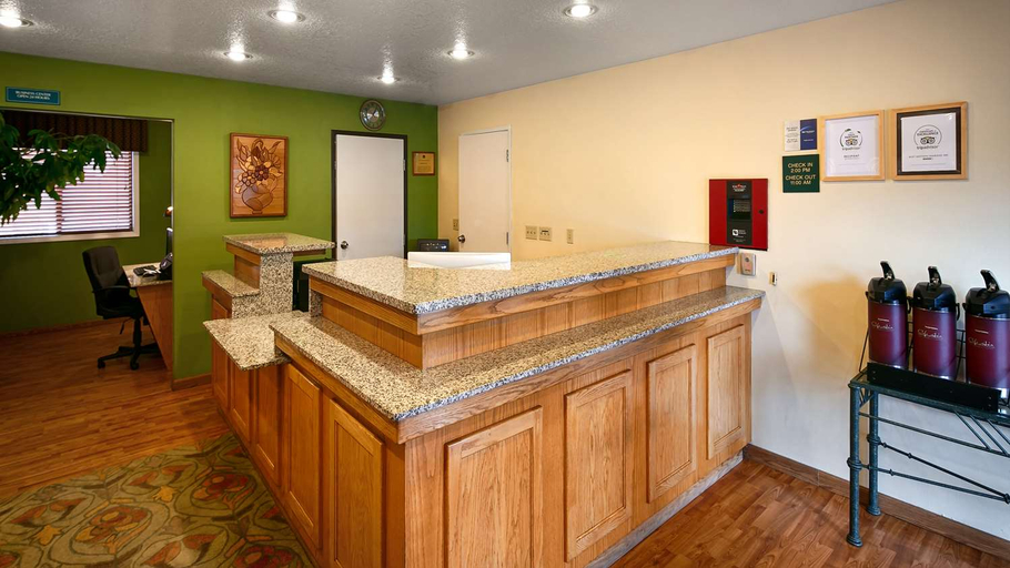 Food & Drinks 3, Oakridge Inn and Suites, Lane