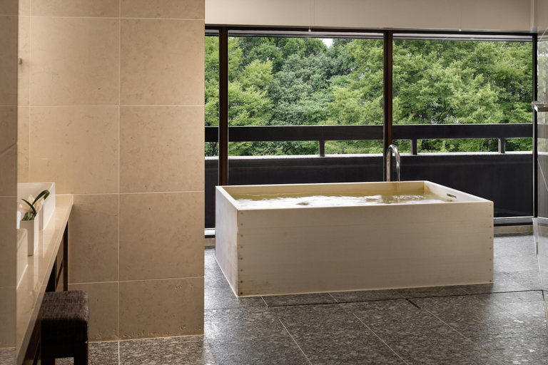Bathroom 4, Hyatt Regency Kyoto, Kyoto
