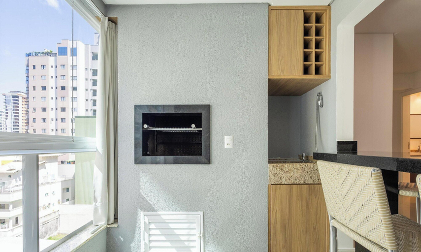 Interior 5, Apt w/ BBQ Grill 450m From the Beach Est0404, Itapema