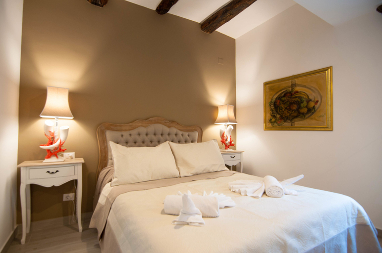 Bedroom 3, Relais Bijoux Napoli, Napoli
