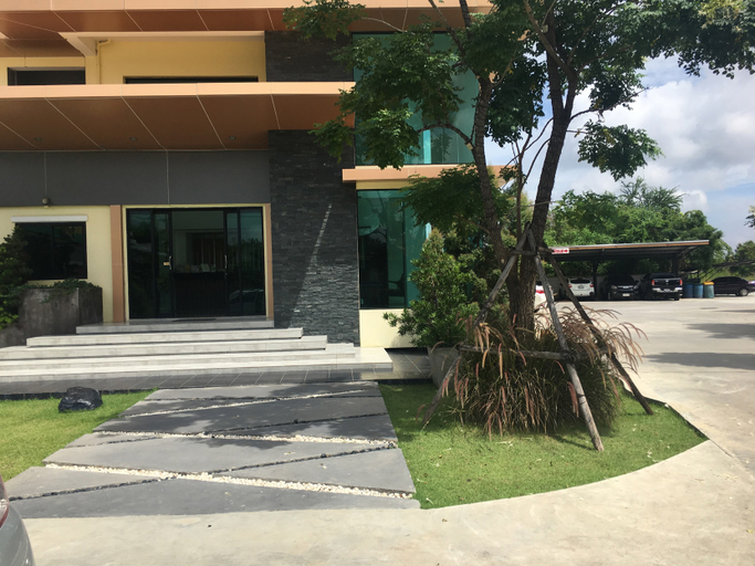 Exterior & Views 5, Tone Condorent Hotel, Muang Chachoengsao