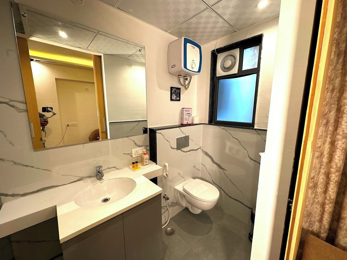 Bathroom, Richi Rich Studio Apartment, Jaipur