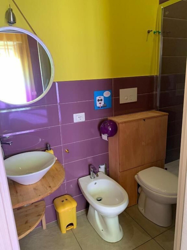 Bathroom 3, Rallegranza, Napoli