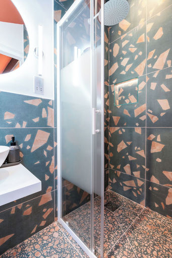 Bathroom 5, Kirkstone Pass Mountain Rooms, Cumbria