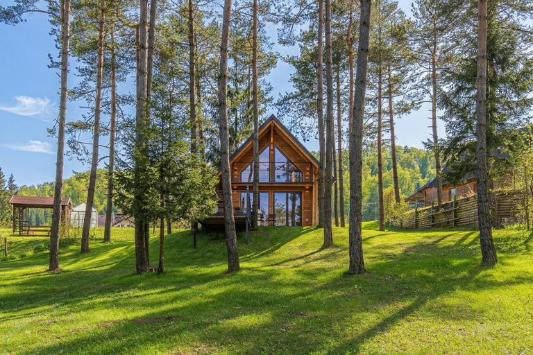 Exterior view 5, Forest Princess Chalet Near Lake Bloke, Bloke