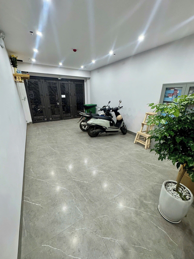 Interior 3, 25 House 268 Ngoc Thuy, Long Biên