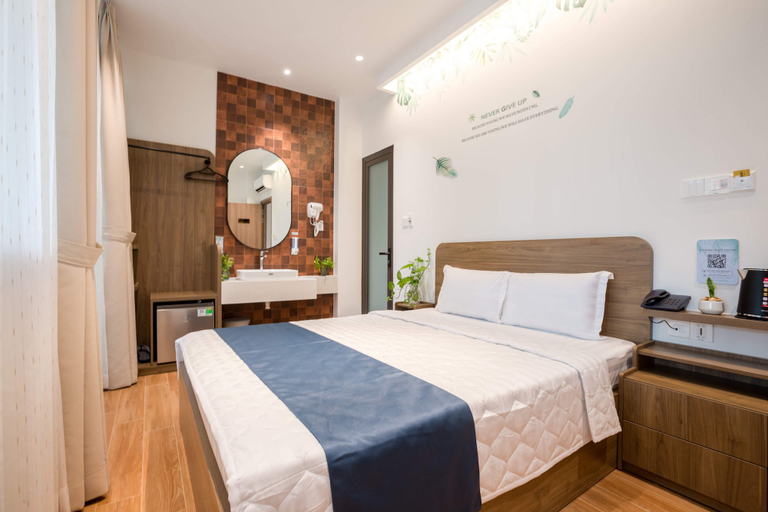Room 2, Bin Bin Hotel 19 - Near Saigon Riverside, District 7
