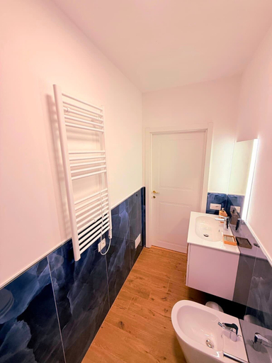 Bathroom 3, Baglioni Art Suite, Perugia