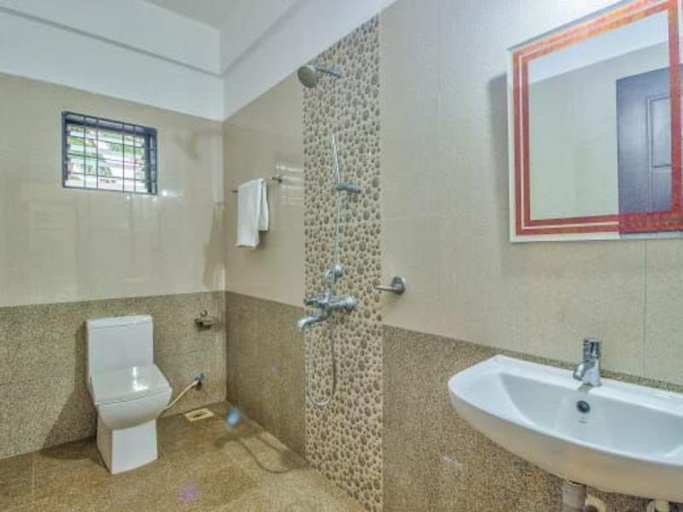 Bathroom, Way inn guest house, North Goa