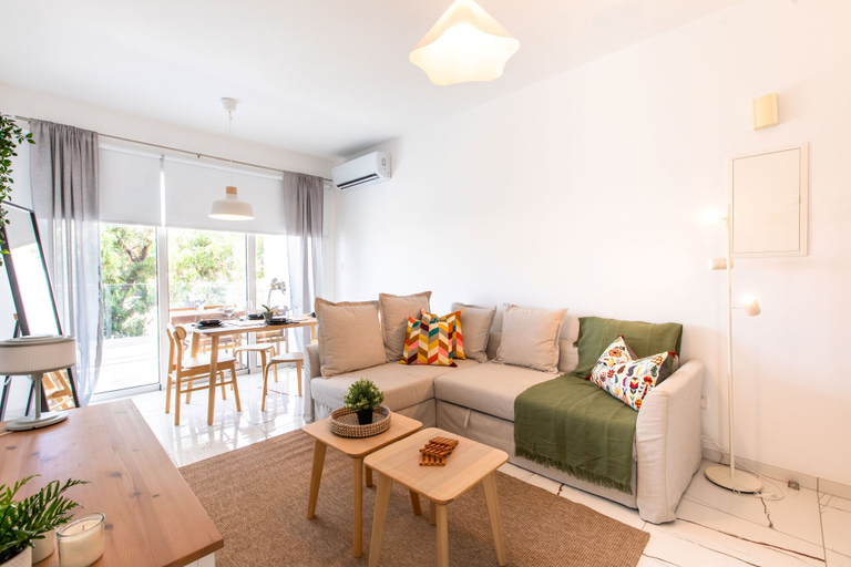 Living area 4, Platinum Breeze - 1-BR Apt. in Larnaca, Larnaca