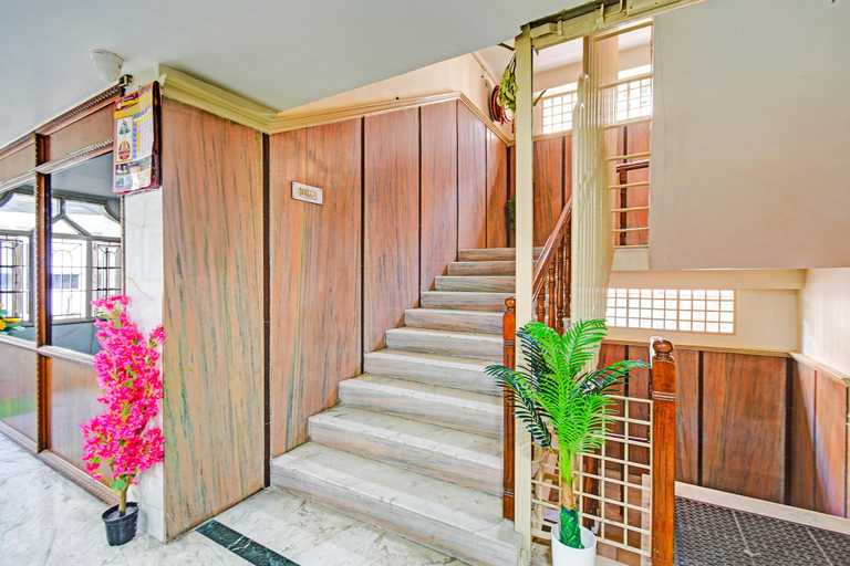 Lobby 5, Fabhotel Bhavani Inn Luxury Rooms, Hyderabad
