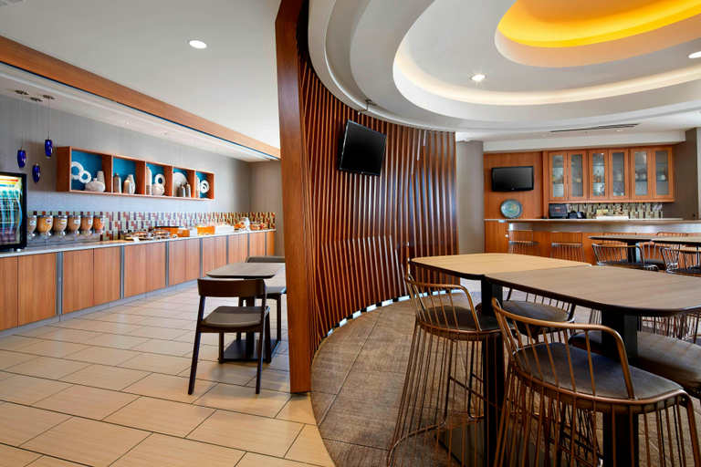 Food & Drinks 4, SpringHill Suites by Marriott Pittsburgh Bakery Square, Allegheny