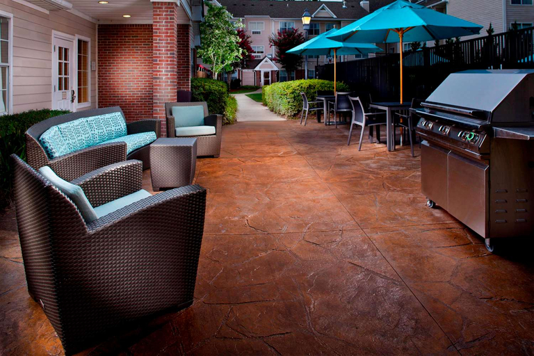 Food & Drinks 5, Sonesta ES Suites Birmingham Homewood, Jefferson