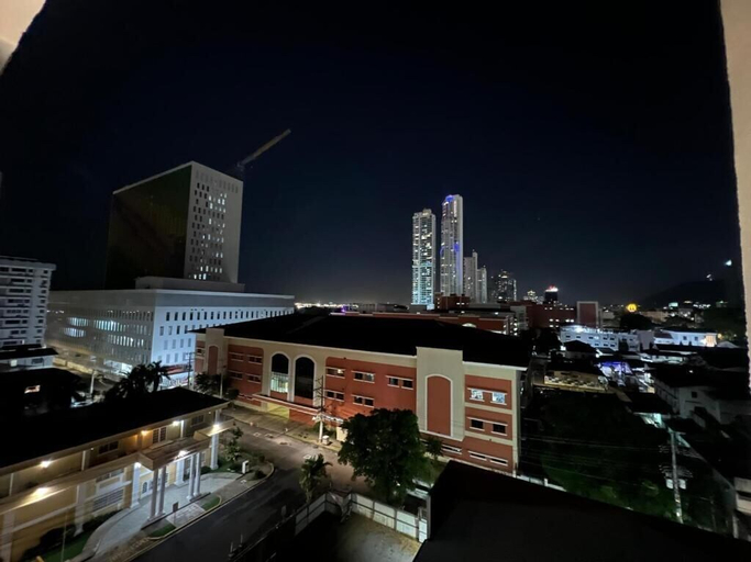 View from room, Bella Vista Luxury Apartments Pool & Gym, Panamá
