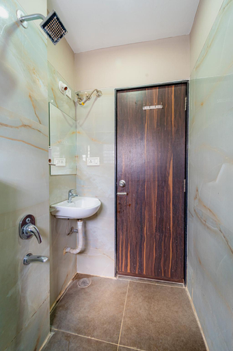 Bathroom 5, Hotel Evanka by Navvarsh, Indore
