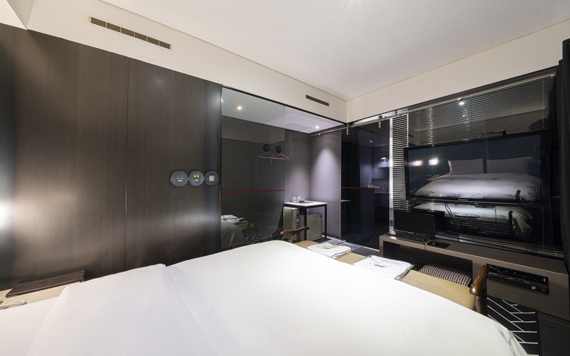 Bedroom 4, Yeoksam Bare, Gangnam