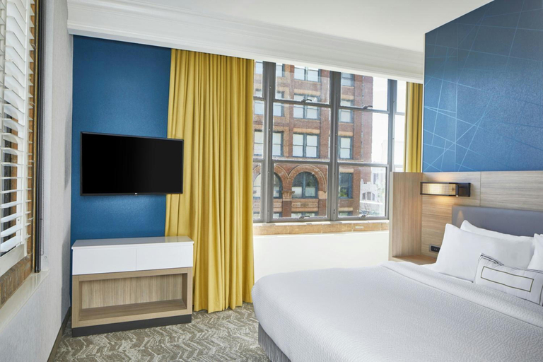 Bedroom 3, Springhill Suites By Marriott Memphis Downtown, Shelby