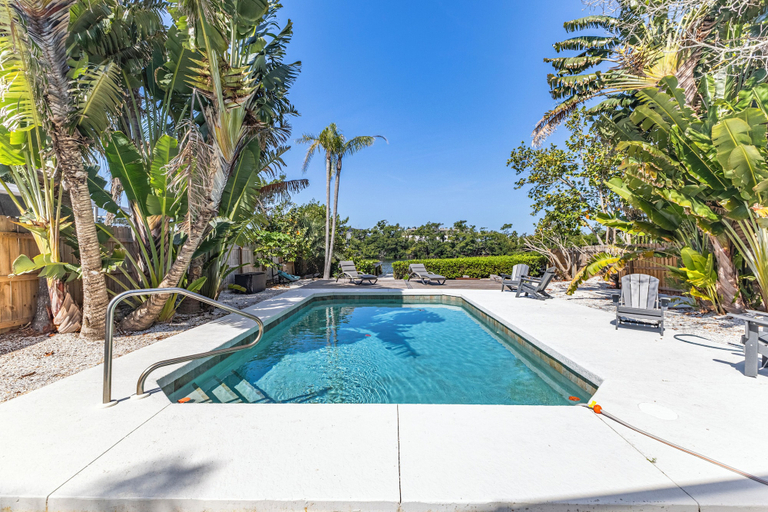 Pool 5, Waterfront Home with Pool and Hot Tub, Sarasota