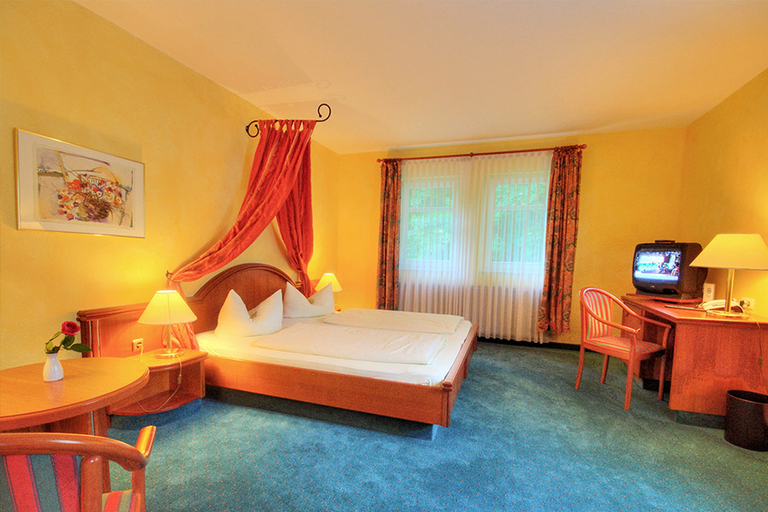 Bedroom 4, Meister BAR HOTEL Vogtland, Vogtlandkreis