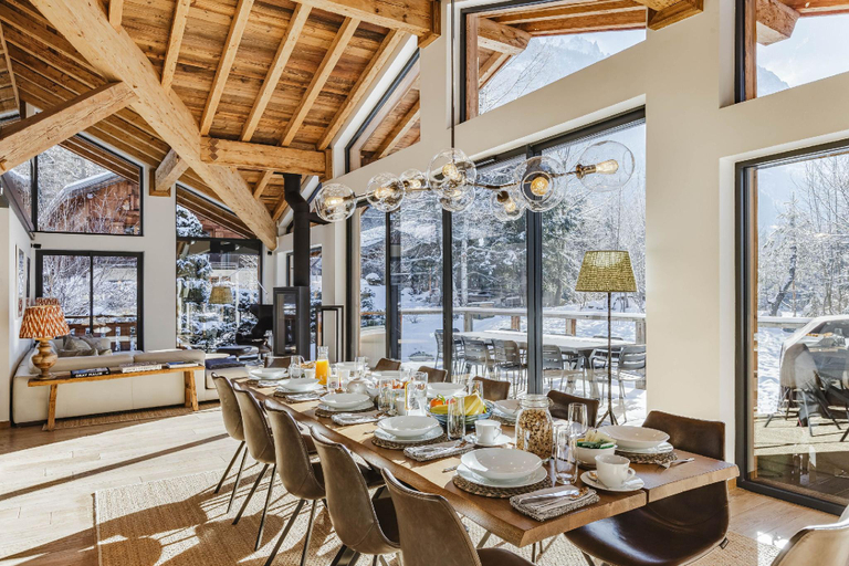 Food & Drinks 4, Chalet Black Squirrel, Haute-Savoie