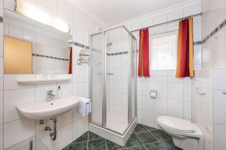 Bathroom 3, Pension Posauner Dorfgastein, Sankt Johann im Pongau