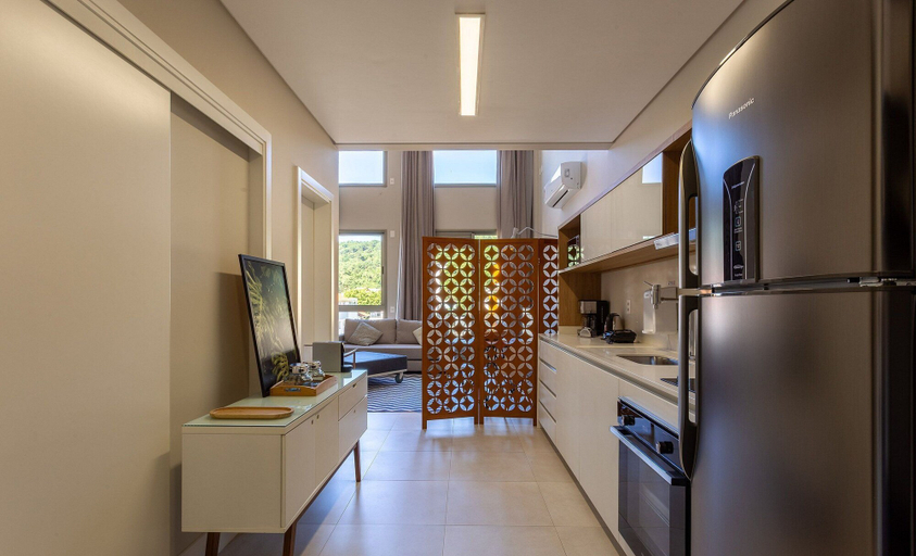 Private kitchen 5, Duplex w Rooftop Pool 350m From the Beach Elu0311, Florianopolis