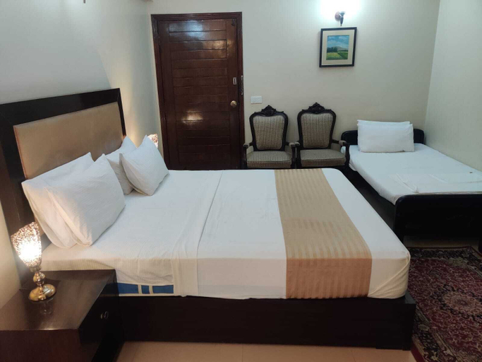 Bedroom 3, Pak Continental Hotel, Bahawalpur