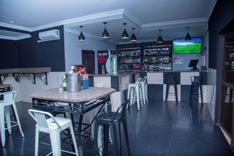 Food & Drinks 3, Mika Hotel, Kabulonga, Lusaka