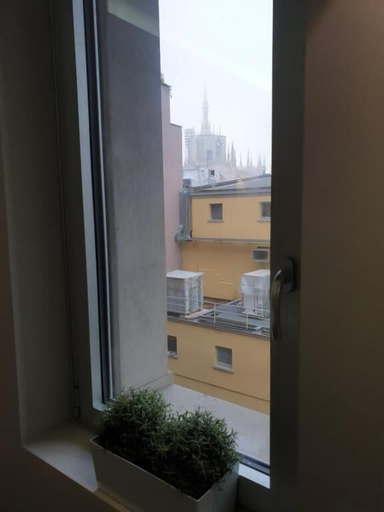 Others 5, DUOMOSTAY Milano, Milano