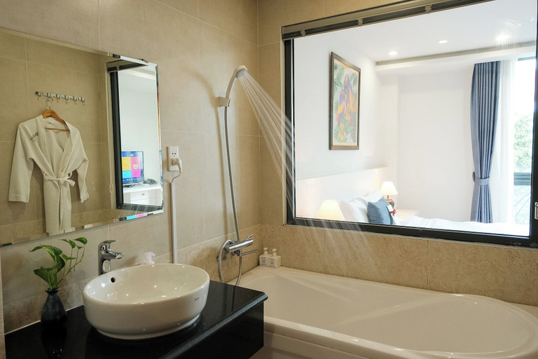 Bathroom 4, Ballantine Hotel Phu My Hung SECC, District 7