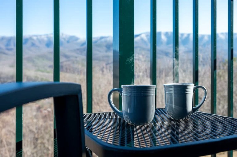 4, Indoor Pool Sleeps 7 Mountain Views Playground, Sevier
