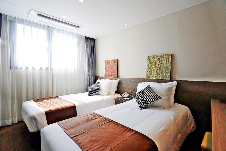 Bedroom 2, Grand Millions Hotel , Seogwipo