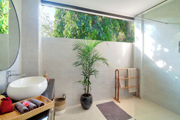 Bathroom 4, Selasih Beach House, Badung