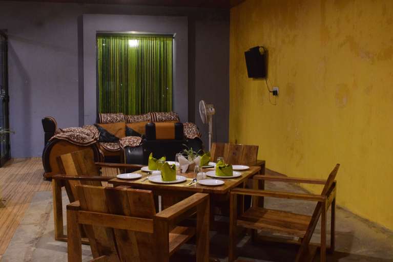 Food & Drinks 5, ISTAQBAL HOTEL MUKKI, Balaghat